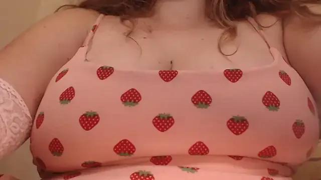 Sweet Moaningsquirtle wants you to fuck her body now moaningsquirtle from StripChat