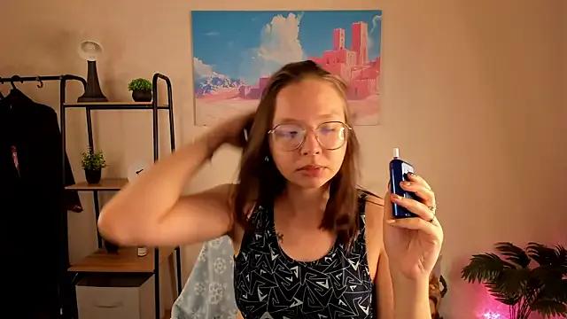 Nuura_Moore from StripChat