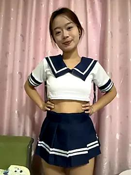 qingzi1218 from StripChat