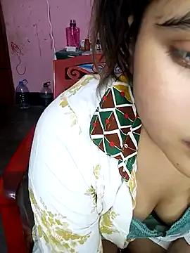 rasmiva from StripChat