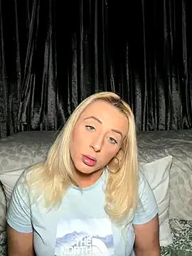 Strongqueen from StripChat