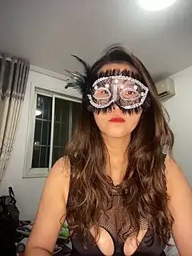 yiyi78900 from StripChat